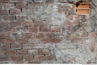 wall bricks damaged old 0015